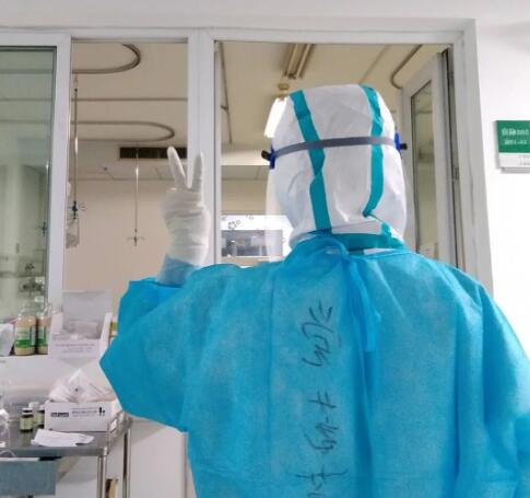 您“前线”抗疫 我为爱守“后”——致敬漂亮逆行者，，，，，，，我与你们同在