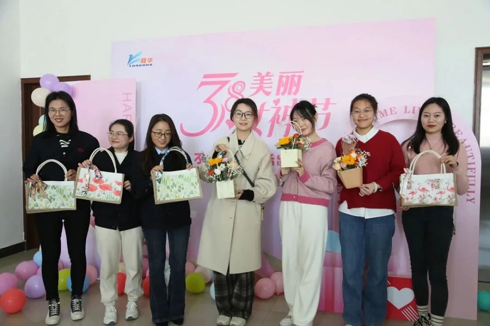 巧手女神，，，，，，漂亮绽放—— pg赏金女王模拟器在线试玩科技集团组织在洛各公司开展“三八”妇女节运动